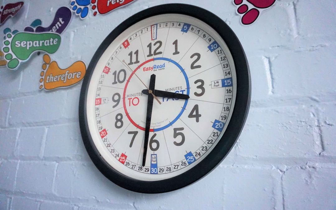 Make teaching time easy with our classroom clocks